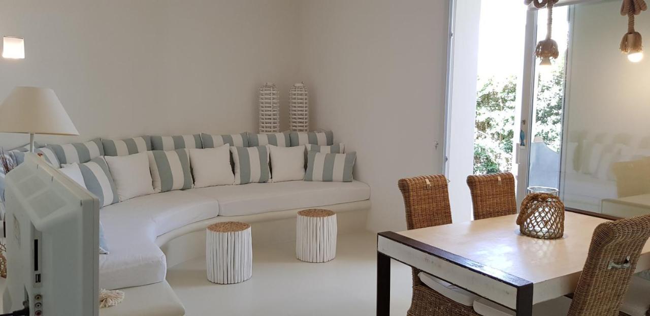 Casa Mirella Apartment Фавиняна Екстериор снимка