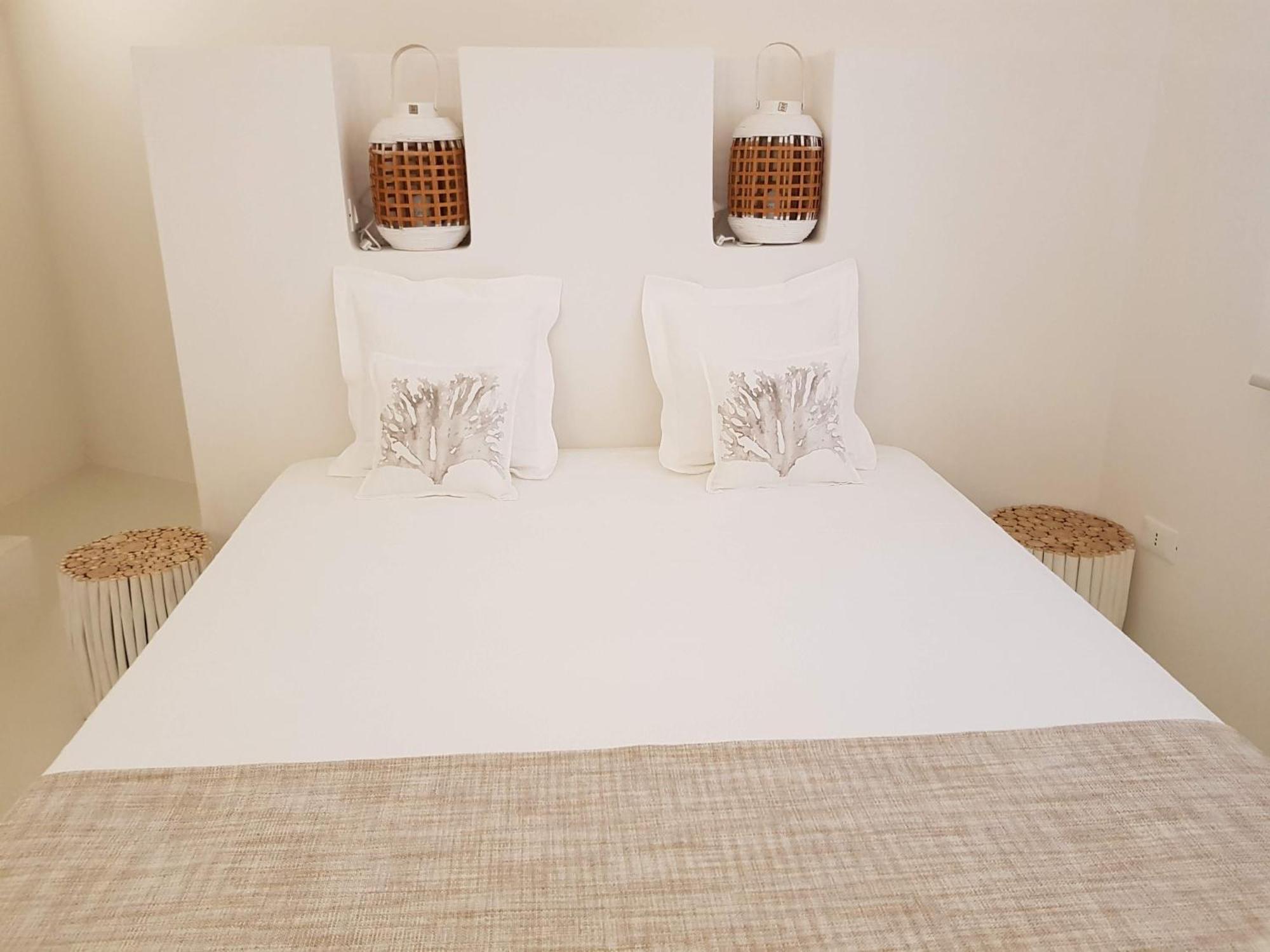 Casa Mirella Apartment Фавиняна Екстериор снимка