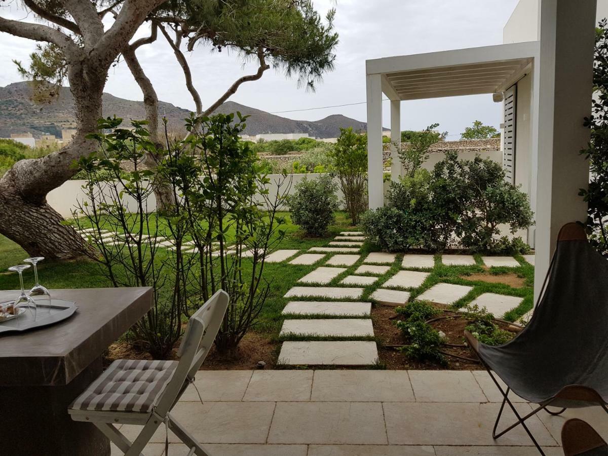 Casa Mirella Apartment Фавиняна Екстериор снимка